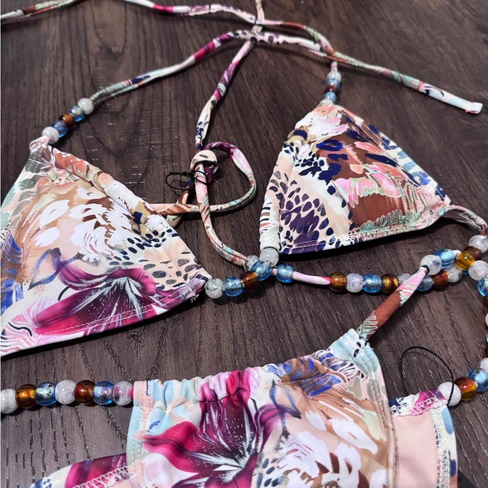 Musera NWOT Floral Beaded Bikini Set - Picture 4 of 5